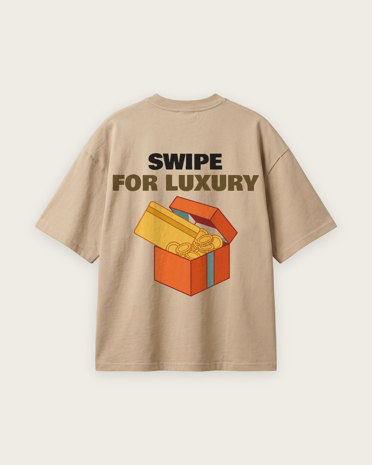 Camiseta “Swipe for Luxury” — Areia — oversized