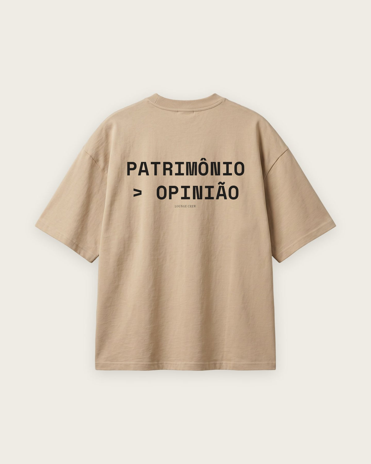 Camiseta Oversized “Patrimônio Maior que Opinião” — Areia
