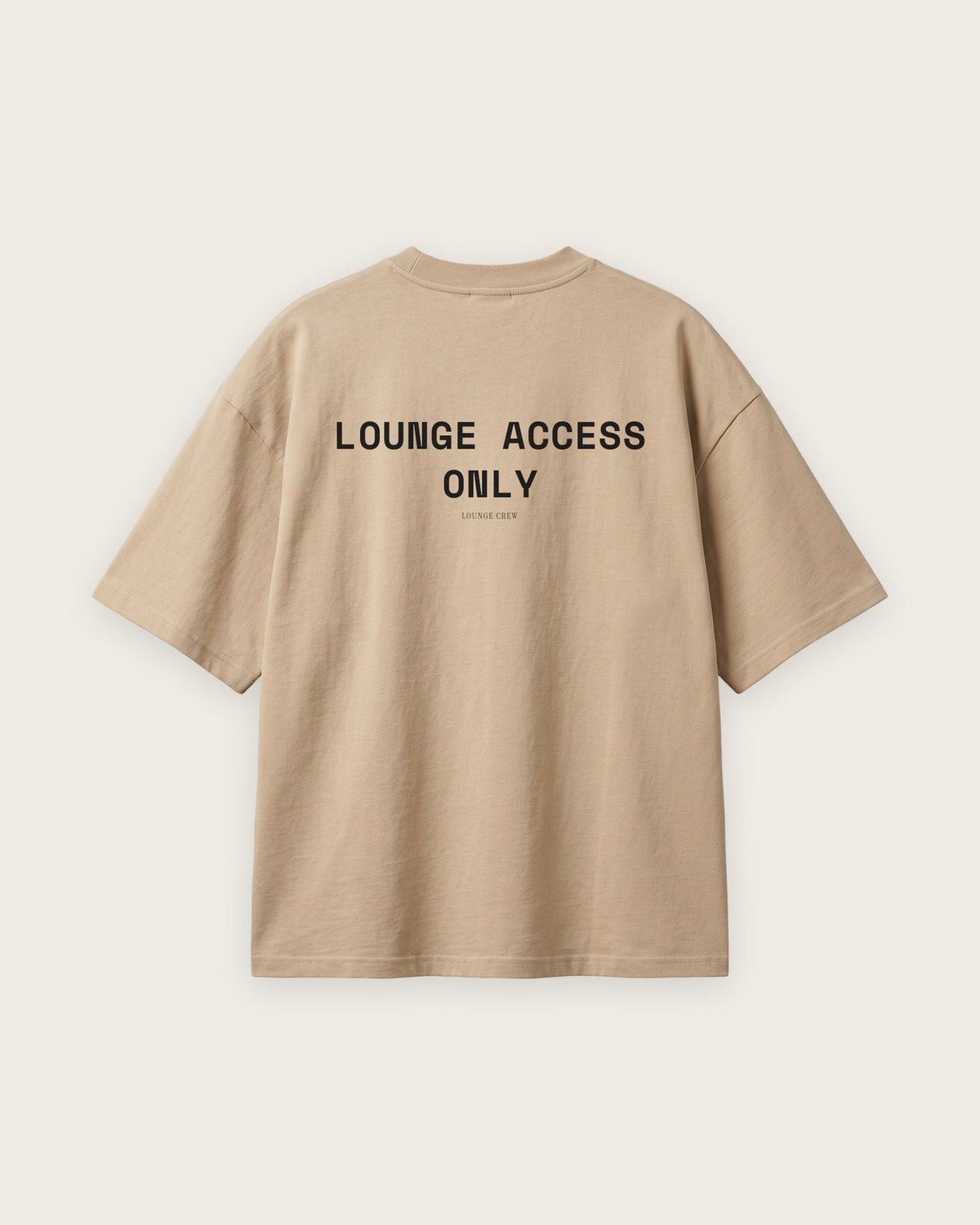 Camiseta Oversized “Lounge Access Only” — Areia
