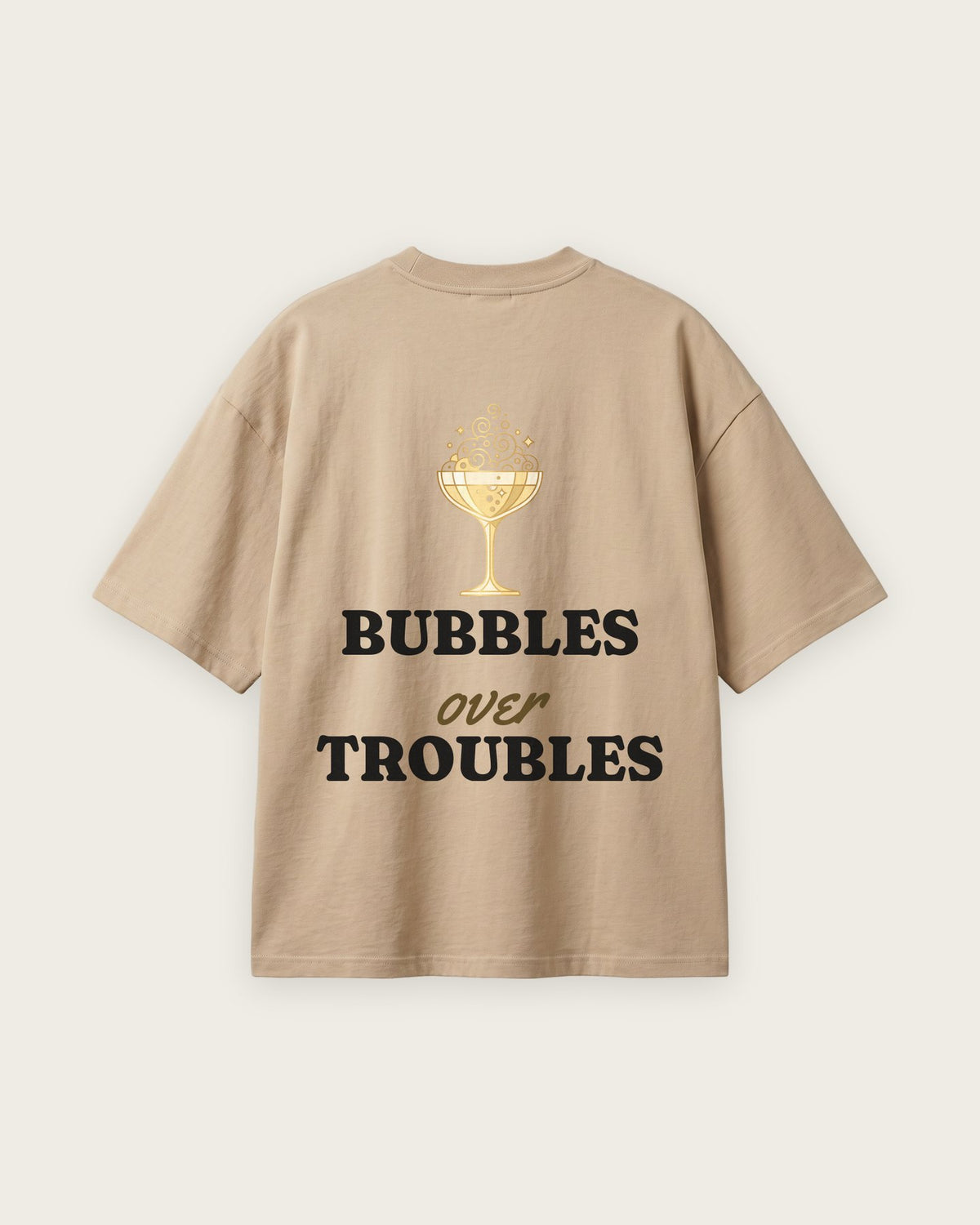 Camiseta Oversized “Bubbles Over Troubles” — Areia