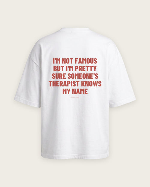 Camiseta “Someone's Therapist Knows My Name”