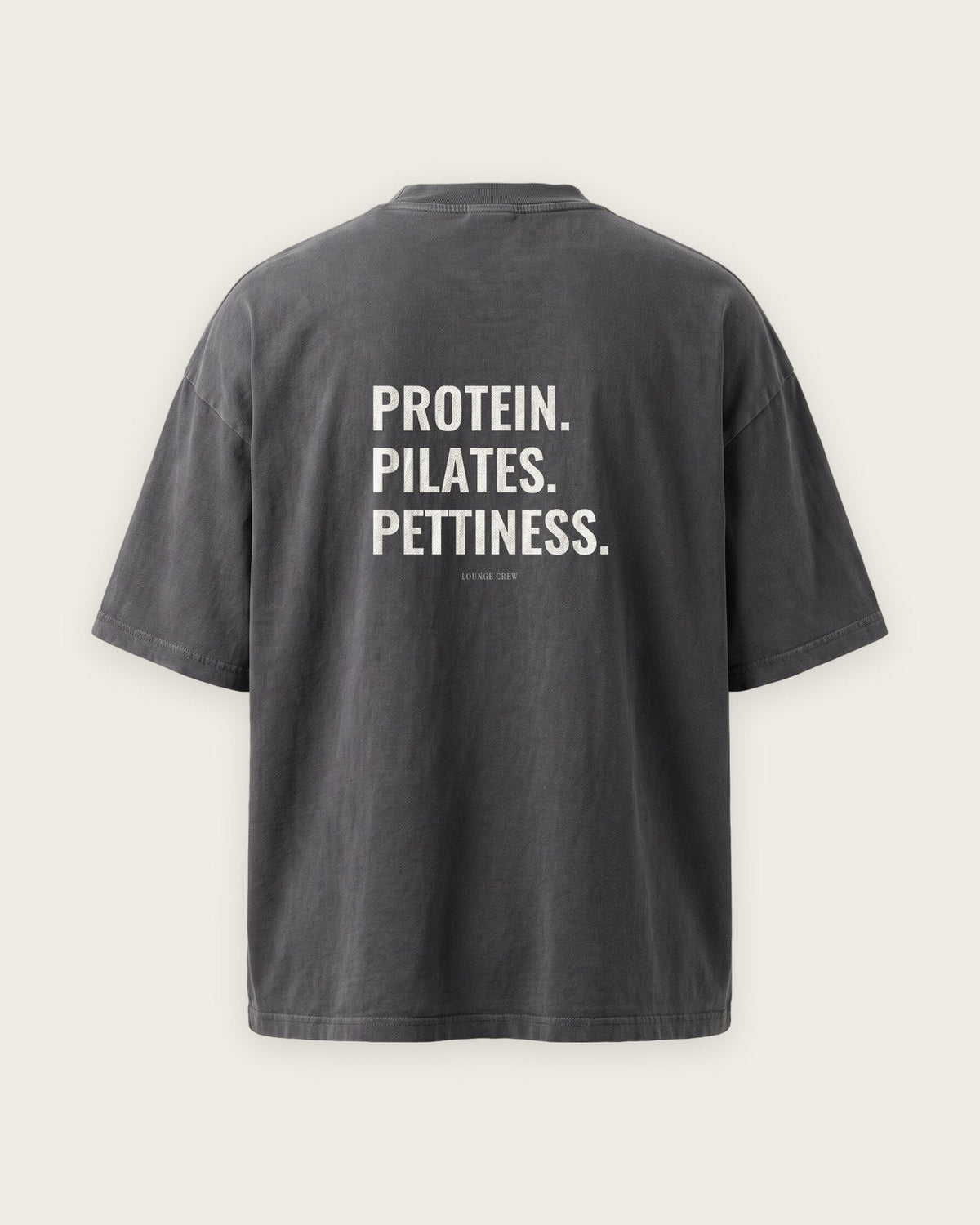 Camiseta Oversized “Protein, Pilates, Pettiness” — Cinza Estonado