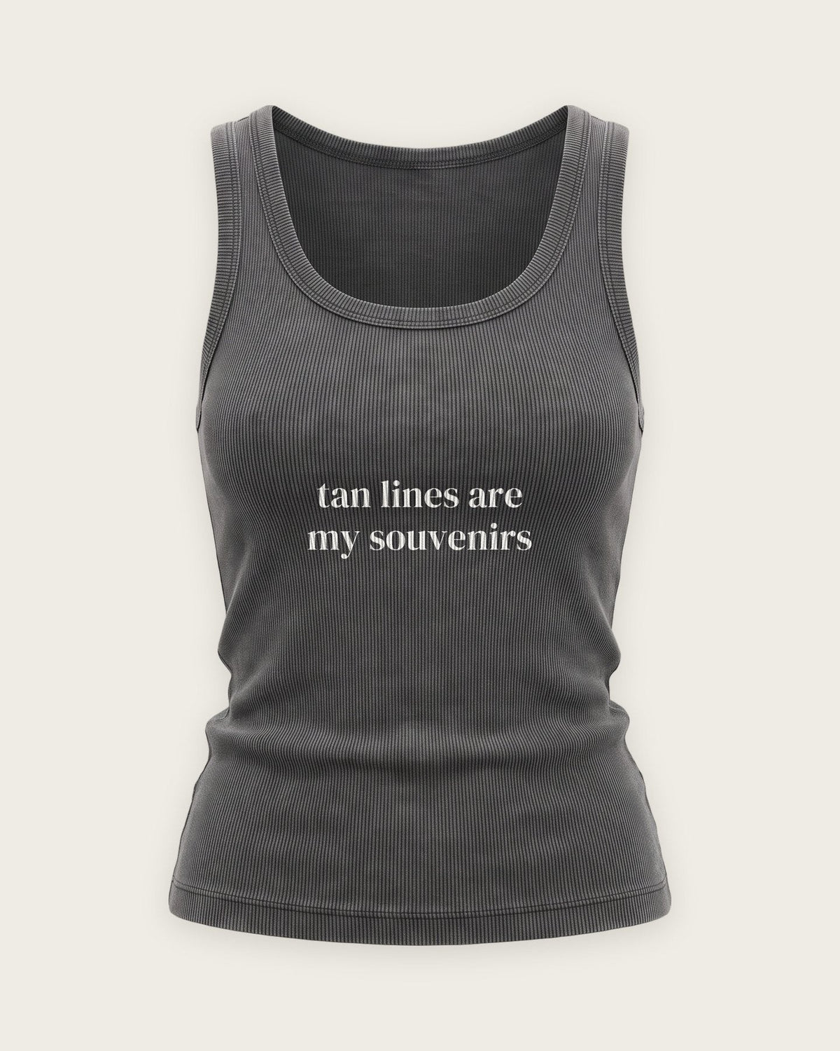 Regata Canelada “Tan Lines Are My Souvenirs” — Cinza Estonado