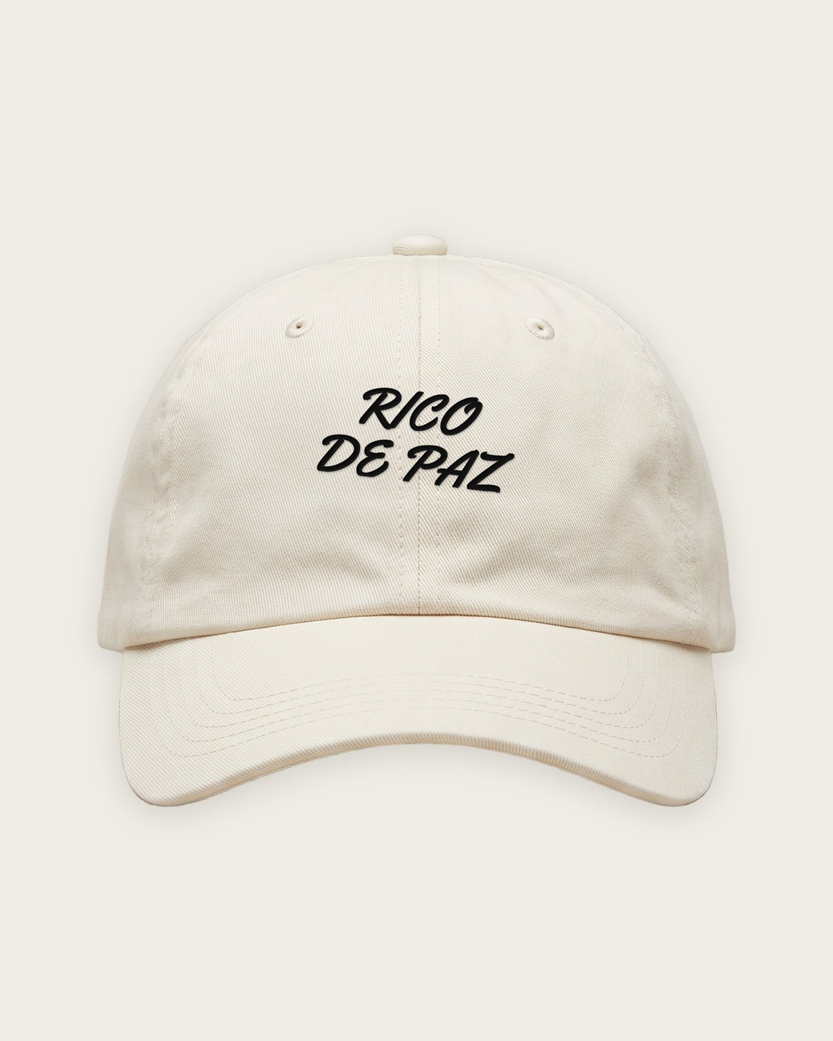 Boné Dad Hat “Rico de Paz” — Off-White