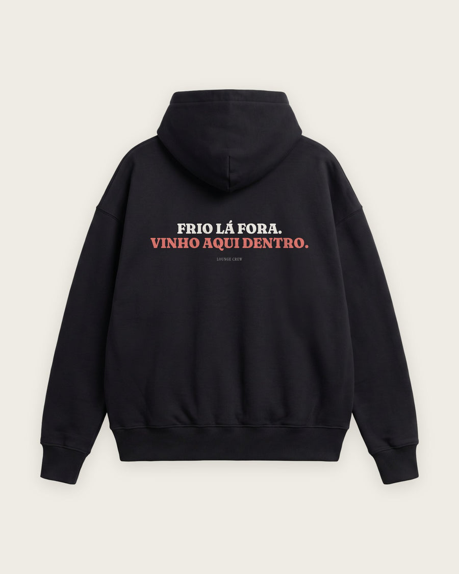 Moletom Oversized “Frio Lá Fora, Vinho Aqui Dentro”