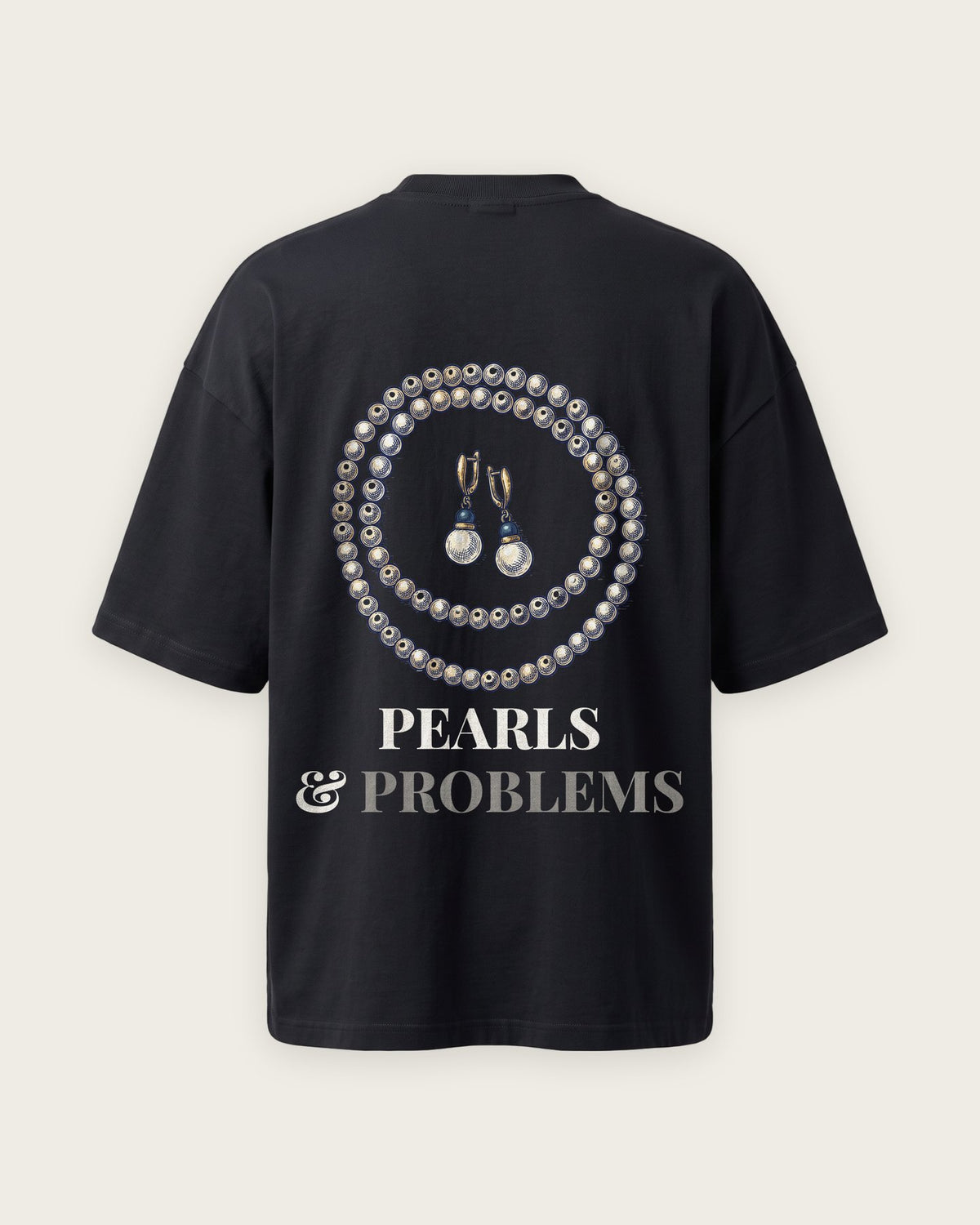 Camiseta Oversized “Pearls and Problems” — Preto