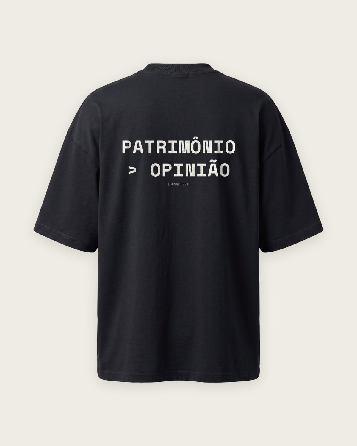 Camiseta Oversized “Patrimônio Maior que Opinião” — Preto