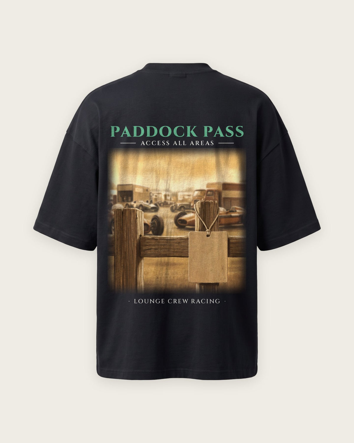 Camiseta “Paddock Pass” — Preto — oversized
