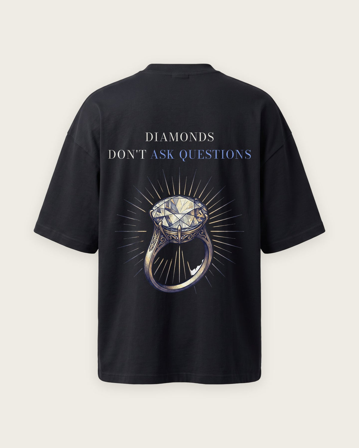 Camiseta Oversized “Diamonds Don't Ask Questions” — Preto