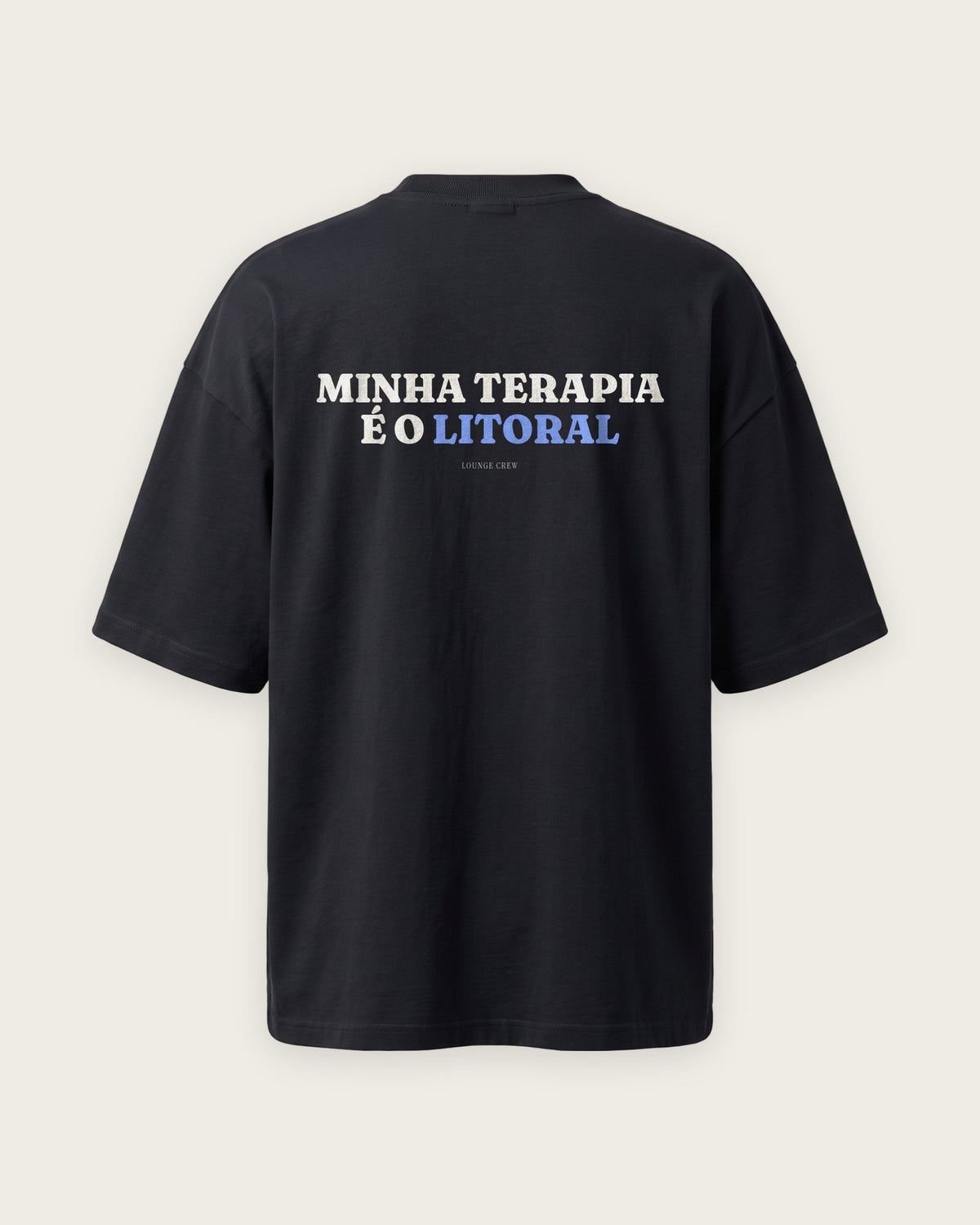 Camiseta Oversized “Minha Terapia é o Litoral” — Preto