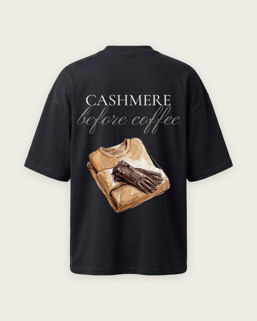 Camiseta Oversized “Cashmere Before Coffee”