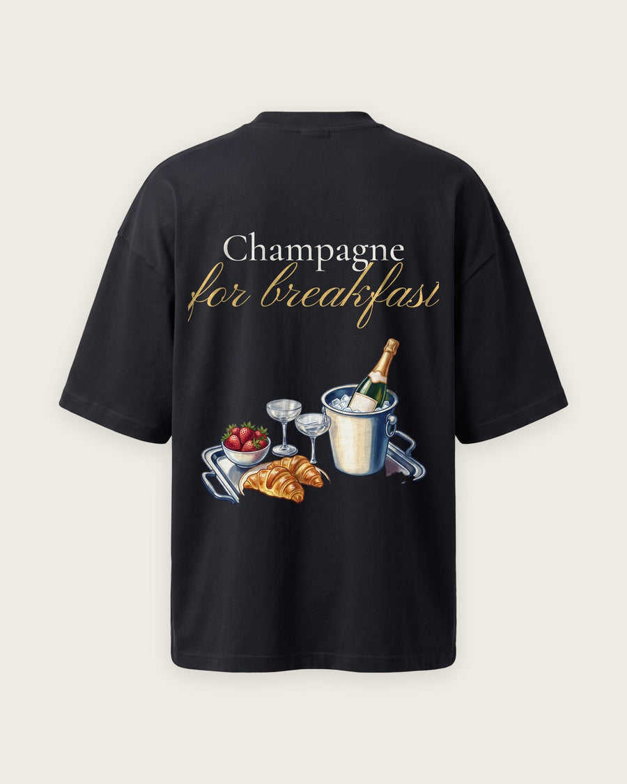 Camiseta Oversized “Champagne for Breakfast”