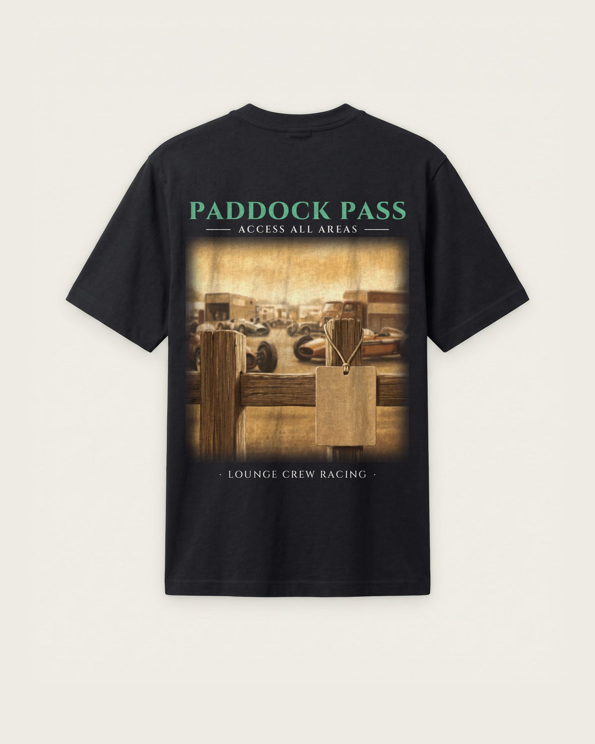 Camiseta “Paddock Pass” — Preto — regular